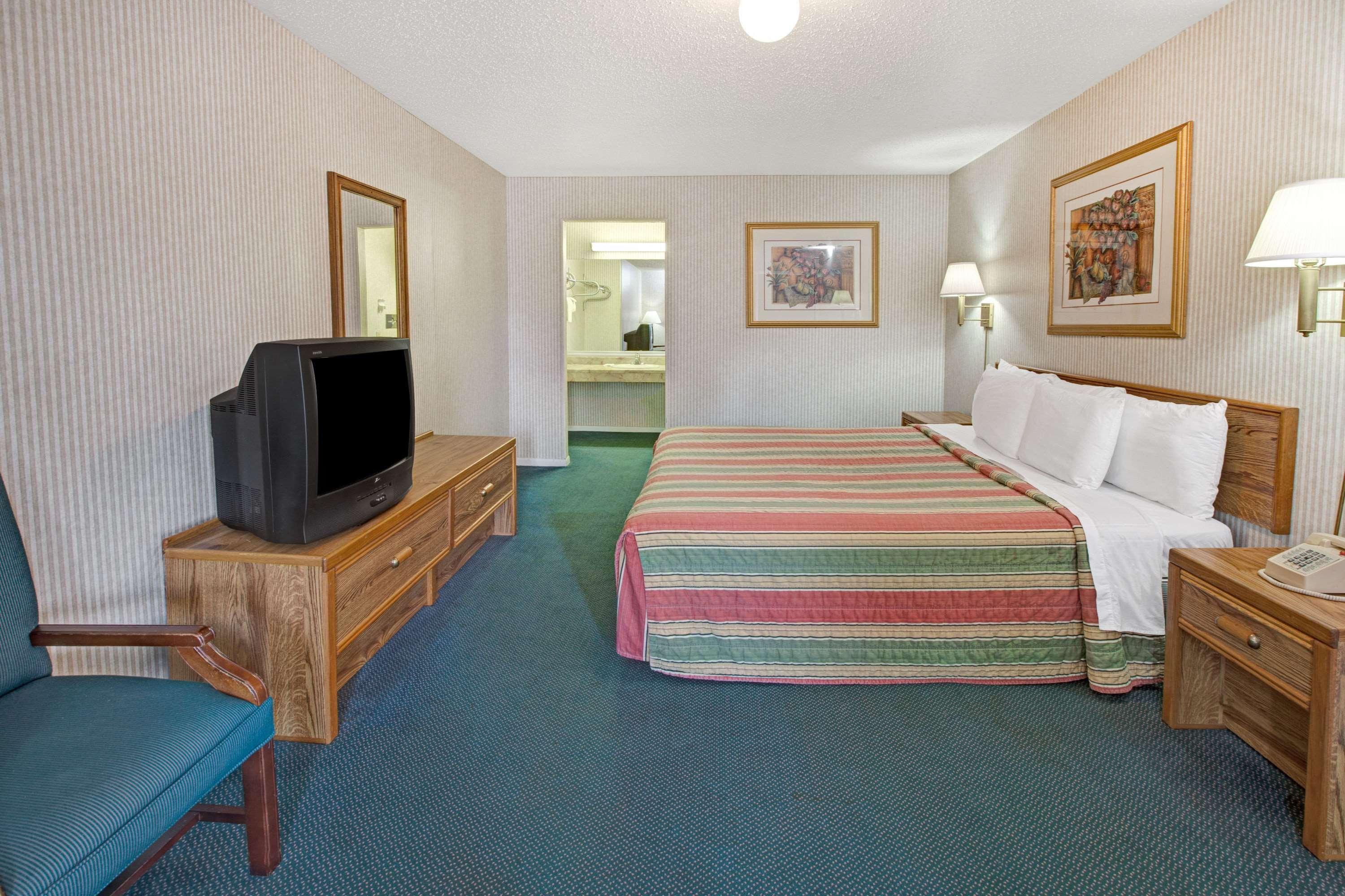 Knights Inn Houston Hobby Airport South Houston Exterior photo