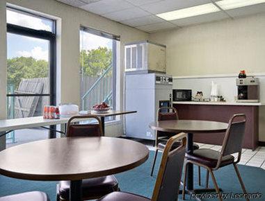 Knights Inn Houston Hobby Airport South Houston Restaurant photo