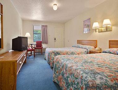 Knights Inn Houston Hobby Airport South Houston Room photo